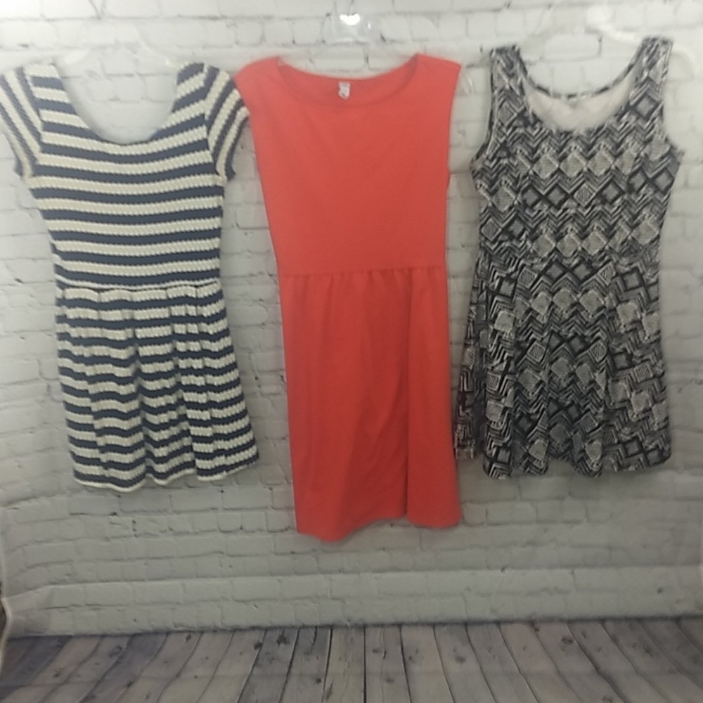 Bundle of 3 Knit Summer Dresses Size M